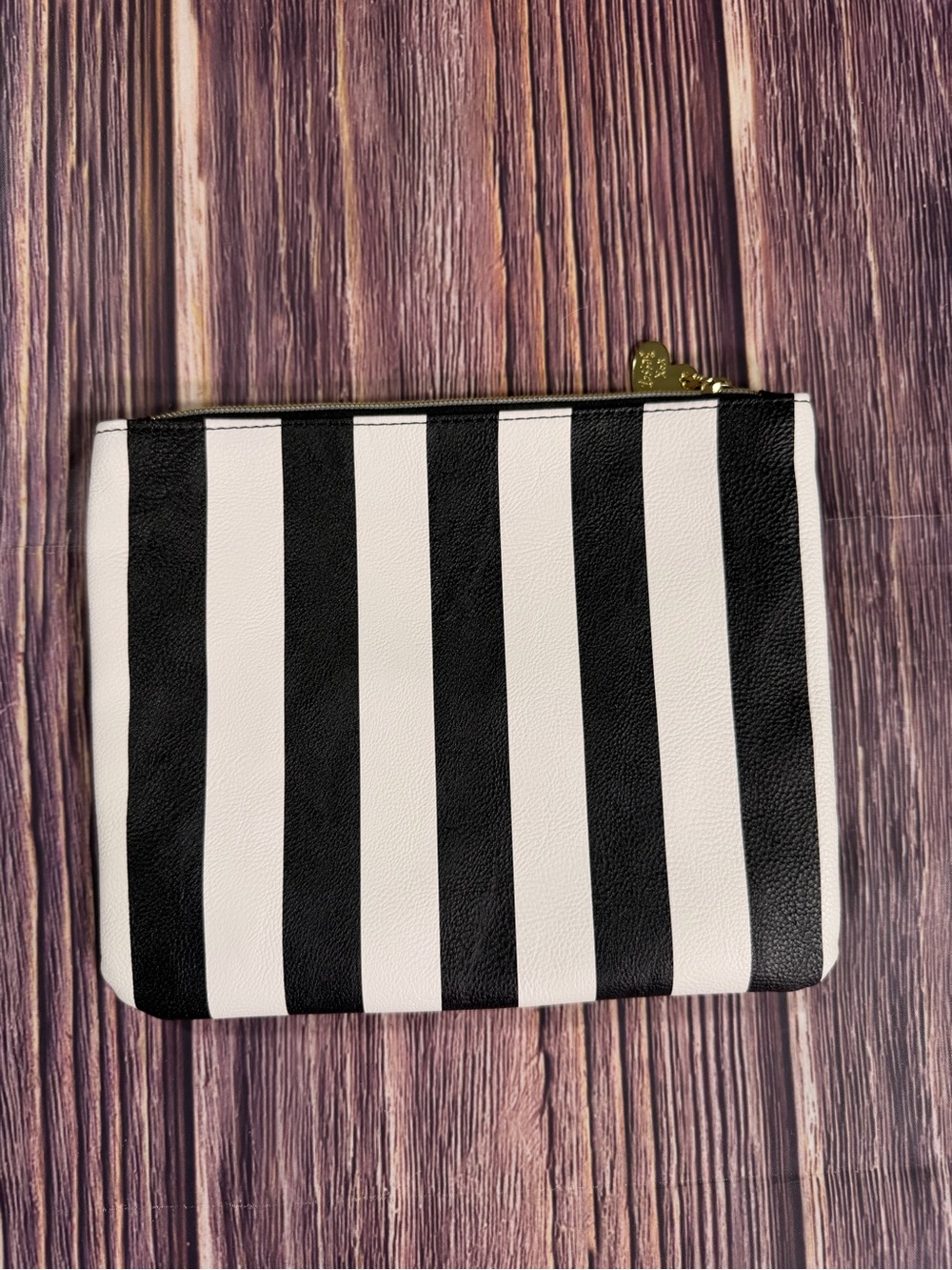 Betsey Johnson Black White Handbag Big Pink Bow‎ & Stripped Tablet Case Bag - Picture 10 of 16